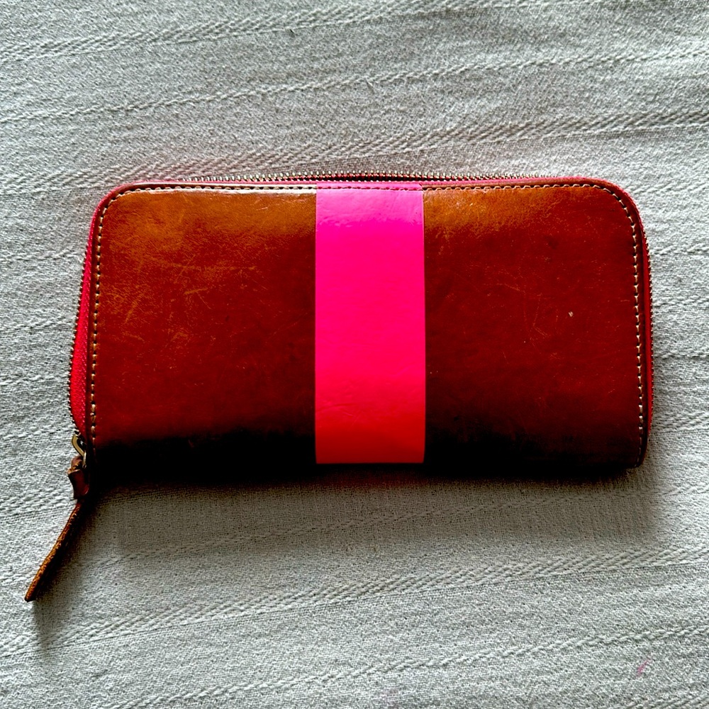 Clare V wallet